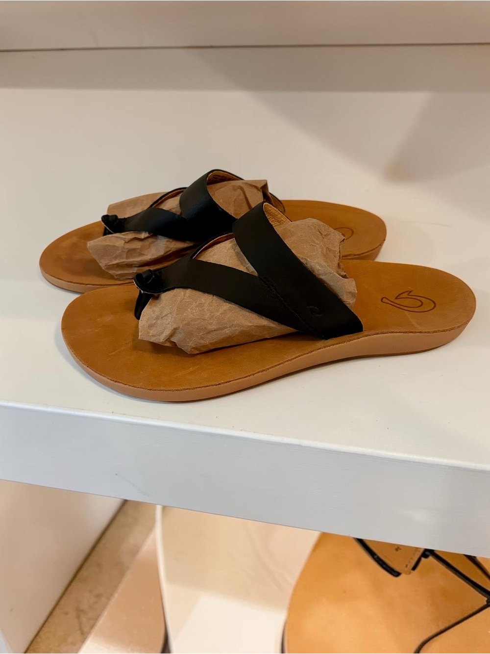 OluKai Black Leather Toe-Post Sandals with Tan Footbed - Picture 7 of 7